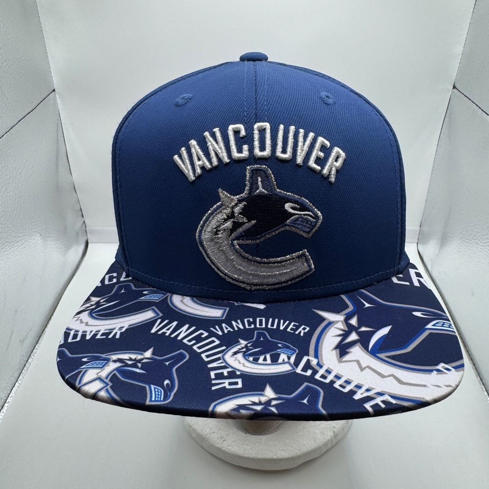 Vancouver Canucks NHL Snapback Hat Blue Reebok Flat Brim Logo Print Cap Mens